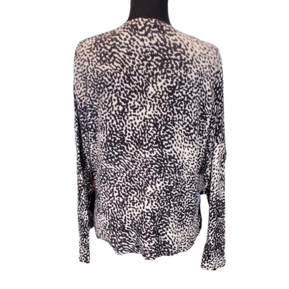 MERONA Button Animal Peint Sweater - Picture 3 of 4